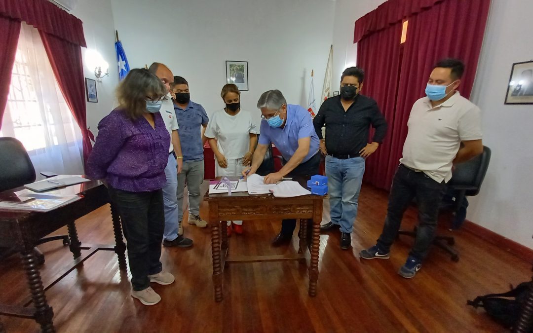 SERNAMEG y la Ilustre Municipalidad de Malloa firman convenio para erradicar la violencia contra las mujeres